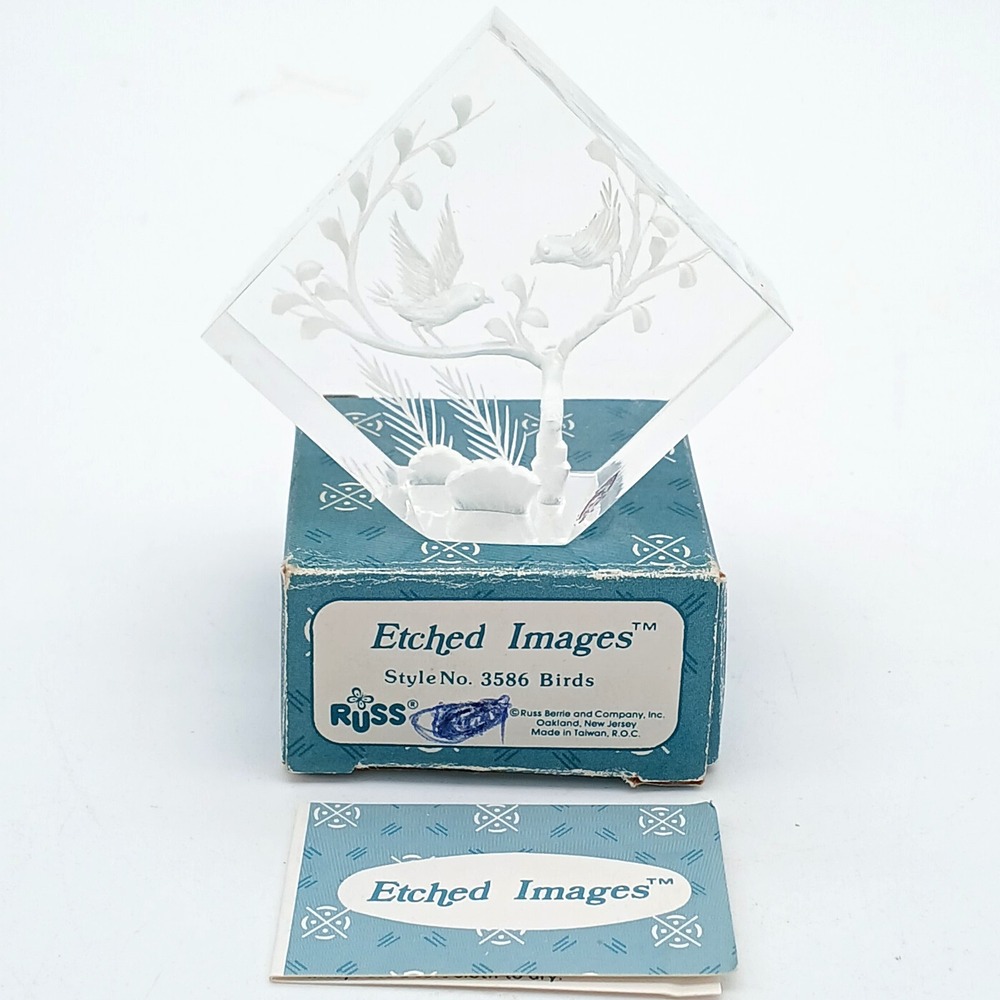 Russ Berrie Etched Images BIRDS Acrylic Paperweight 3586 Vintage NIB